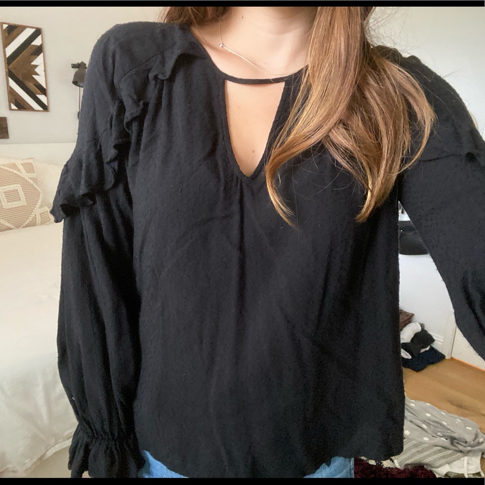 Black Ruffled Top